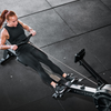 Half Human Roeitrainer Air Rower workout thuis
