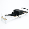 Productfoto van de PH Fitness Pilates Reformer Aluminium Reformer met een witte achtergrond